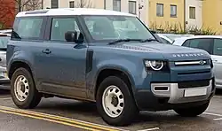 Defender 90; likely ‘Standard’ or ‘S’ model due to silver trim, 18” wheels and non-matrix headlights.