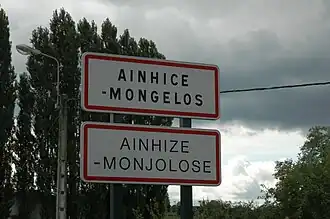 Sign at the entrance of the village