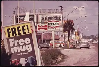 Billboards and advertising clutter