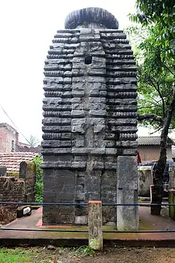Back side of stone deul