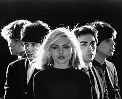 Blondie in 1976. From left to right: Gary Valentine, Clem Burke, Debbie Harry, Chris Stein, Jimmy Destri