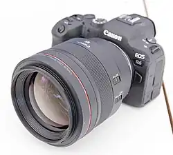 RF 85 mm L USM on a Canon EOS R6