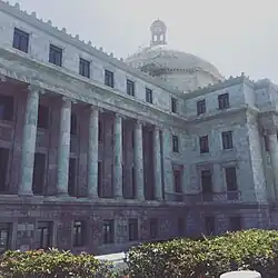 Details of exterior columns and architecture of the Capitol