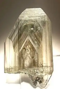 Zoned Cerussite crystal, 5.9 x 3.6 x 1&nbsp;cm.