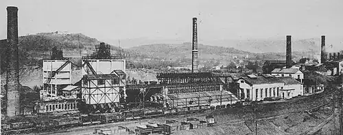 General view of the coking plant and power station.