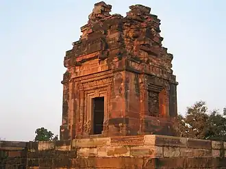 Dashavatara Temple, Deogarh, a 6th-century Vishnu temple, originally with a mandapa and covered ambulatory.