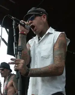 Duane Peters and The Hunns on stage at The Warped Tour