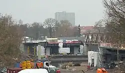 December 2015: Construction of the road surface for the approach bridges