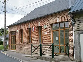The town hall in Fricamps