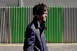 Guillaume de Sardes (born Boissard) was born on 14 April 1979 in Périgueux. He is an essayist, photographer and novelist. He has obtained Prix Ulysse du premier roman (2008) /Prix Bourgogne de littérature (2009)/ Prix François-Mauriac de l'Académie française (2010)