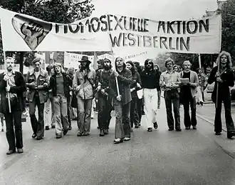 HAW&nbsp;[de; es; ru] "Pfingstdemo" (protest), likely in Schöneberg (likely June 11, 1973)