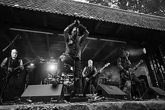 Horna performing in 2018