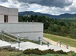 The Intervale Scenic Vista along US 302 and NH 16