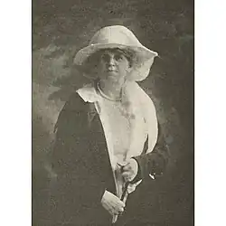 Jenova Martin in 1927