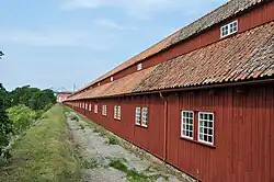 The wooden ropewalk structure, 300 metres (980&nbsp;ft) in length