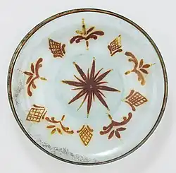 8th-9th-century dish with lustre paint, 25.1&nbsp;cm (9.8&nbsp;in) wide