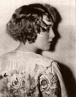 Mildred Davis, 1922