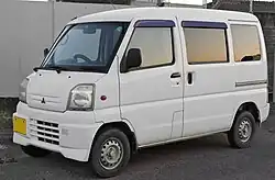 Sixth generation Minicab Van, pre-facelift