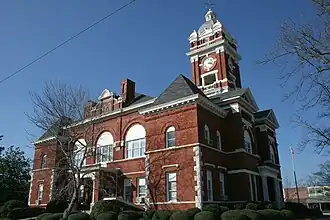 Monroe County Courthouse in Forsyth