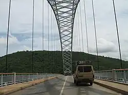 Adomi Bridge hangers from arch to the transverse beams