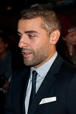 Oscar Isaac, left profile