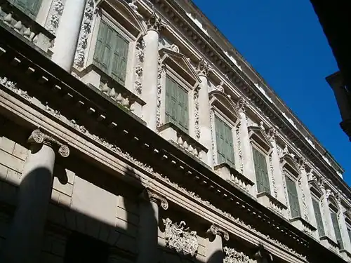 Façade detail