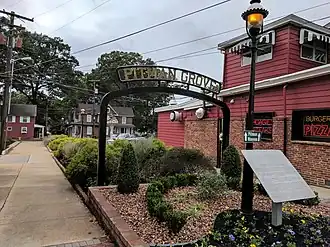 Grove entrance, 2017