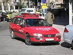 Opel Omega B1 Caravan emergency police patrol car