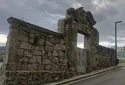 Gate of the now demolished Casa dos Cães de Pedra