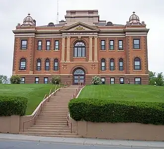The Red Lake County Courthouse in Red Lake Falls in 2007