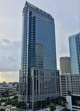 100 North Tampa (1992)