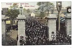 Arsenal workers at the "Third Gate", c. 1905