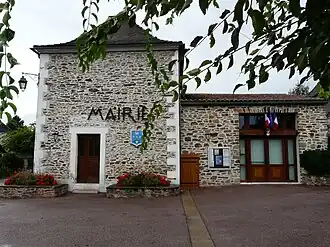 The town hall in Saint-Pierre-de-Frugie