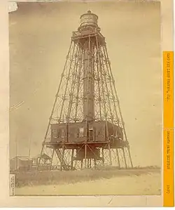 Keeper's quarters intact