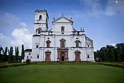 Built in 1562, Se Cathedral is an example of the Portuguese-Manueline style of architecture.[183][184]