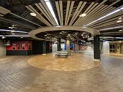 Line 2 concourse