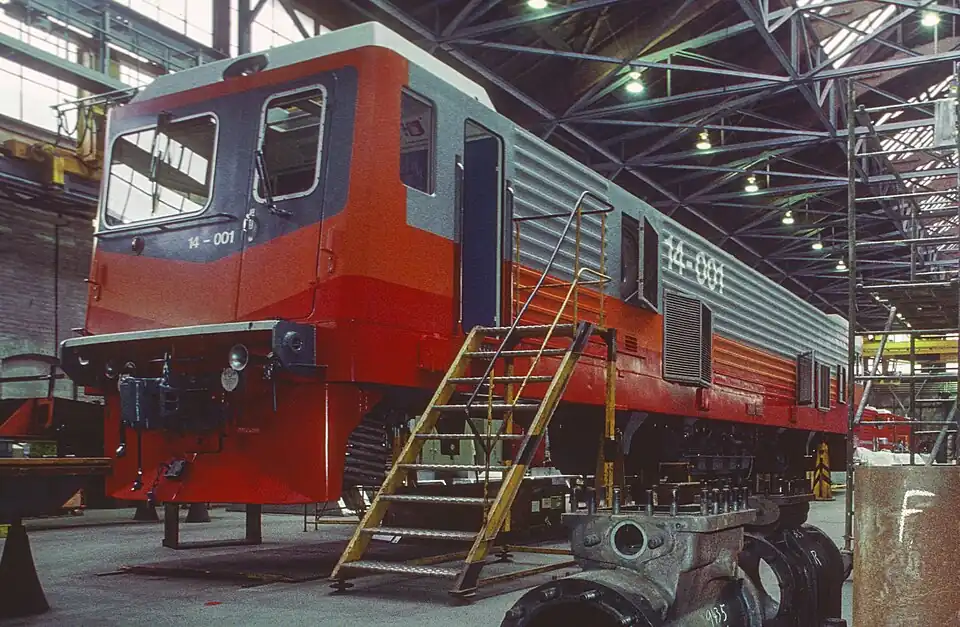 No. 14-001 in final assembly hall of SLM in Winterthur