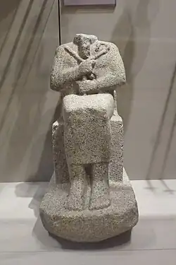 Sitting statue of Aramatle-qo. Ägyptisches Museum, Berlin (ÄM 2249)