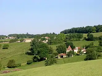 A general view of Saint-Laurent-des-Combes
