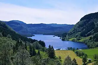 Tyssedalsvatnet i Fjaler