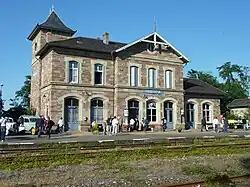 Volgelsheim station, a typical EL tower station.