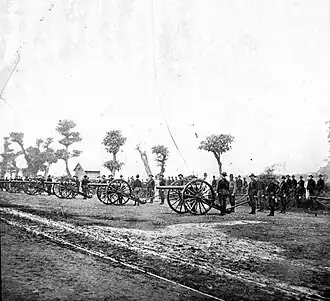 3.2-inch guns of the 6th US Artillery in the Spanish–American War.