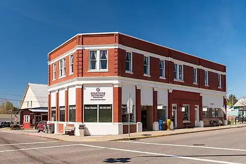 Building in downtown Yamhill