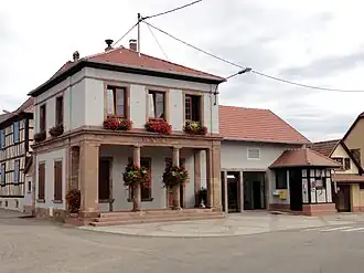The town hall in Zellwiller